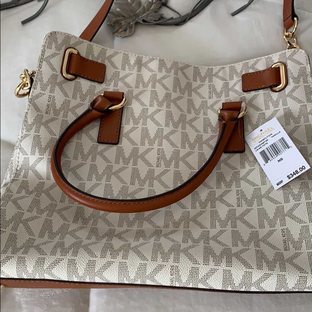 Michael Kors purse